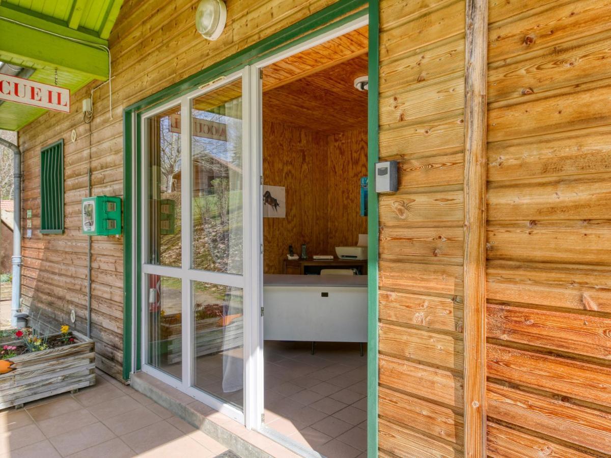 Vacanceole - Les Chalets De La Chazotte Saint-Jacques-dʼAmbur Εξωτερικό φωτογραφία